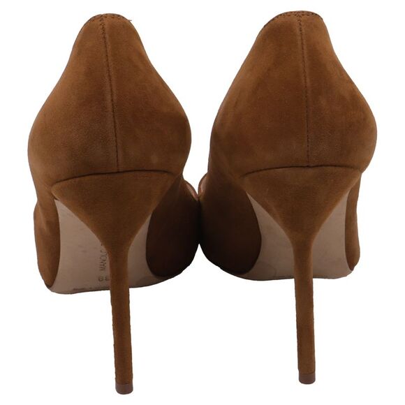 Manolo Blahnik Pointed-Toe Pumps in Brown Suede - Picture 5 of 9